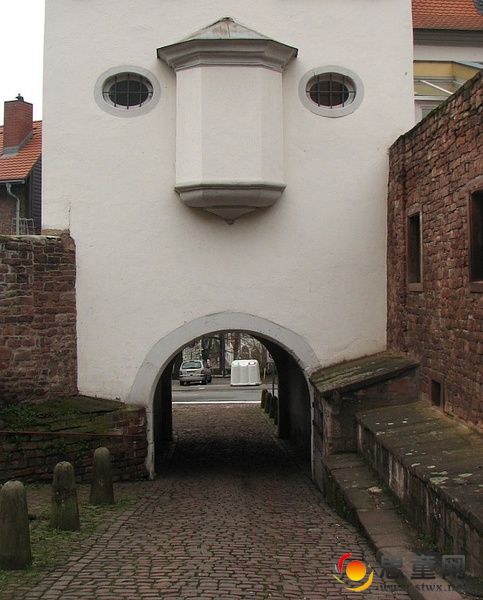 09.jpg